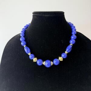 🚨3 for $15🚨 Vintage Acrylic Beaded Necklace